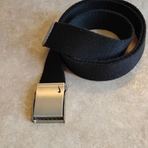 Nike Web Golf Belt.